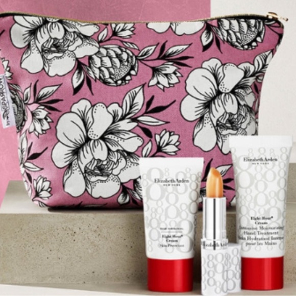 Elizabeth Arden Other - NWT Elizabeth Arden Floral Cosmetic Bag Set